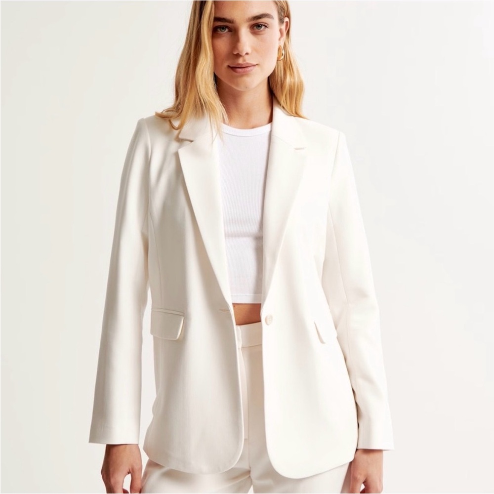 Abercrombie & Fitch Women's Cream Blazer